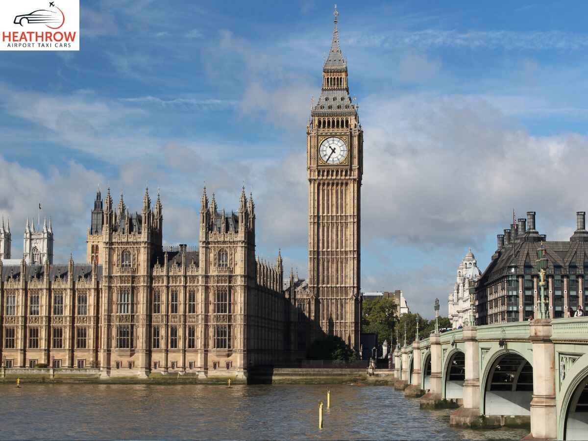 An Iconic View of Clock Tower London- Reach Out for Best Taxi Services